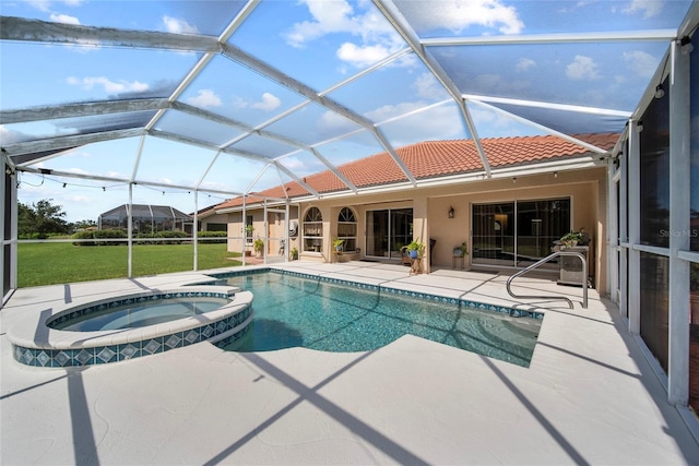 7115 39th Ln E, Sarasota, FL 34243 - view of pool with a patio area, a pool with connected hot tub, a yard, and glass enclosure