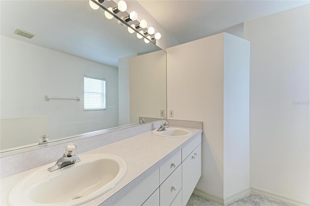 7824 48th Pl E, Bradenton, FL 34203 - bathroom featuring double vanity