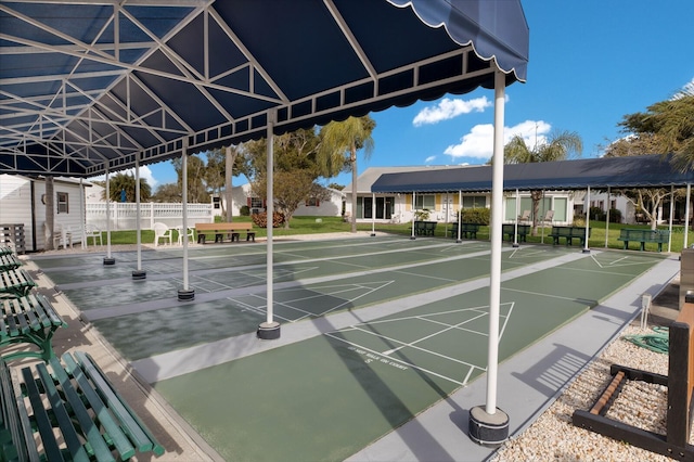 4414 Mount Vernon Dr Unit 1, Bradenton, FL 34210 - surrounding community with shuffleboard