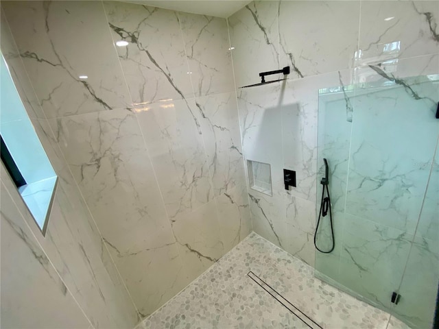 3616 Bellefonte Ave, North Port, FL 34286 - full bath featuring a marble finish shower