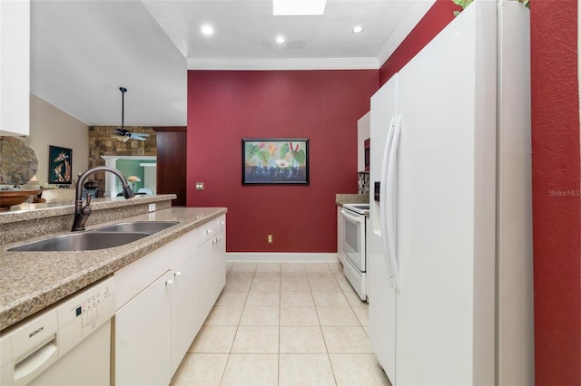 2411 New Haven Cir Unit 70, Sun City Center, FL 33573 - kitchen featuring white appliances, light countertops, white cabinetry, ceiling fan, and recessed lighting