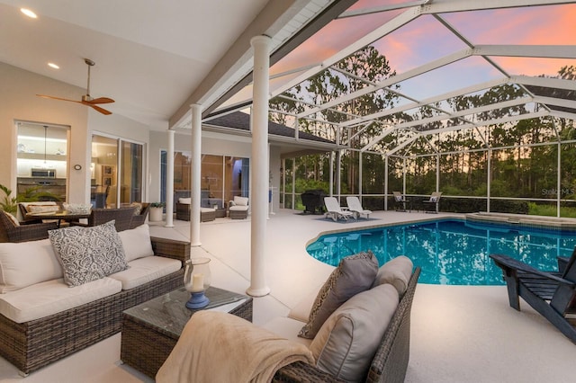 10022 Laurel Valley Avenue Cir, Bradenton, FL 34202 - photo 2
