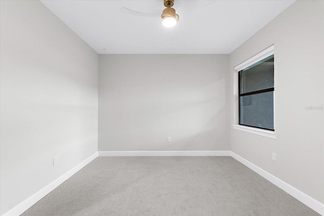 7661 Summerland Cv, Bradenton, FL 34202 - empty room featuring carpet floors and baseboards