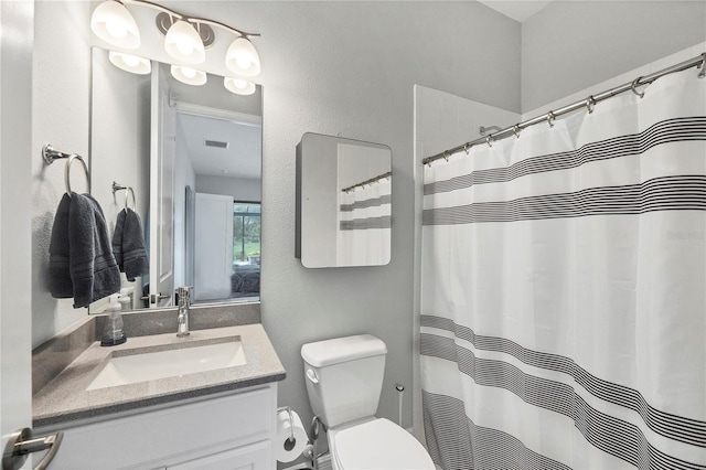 16038 39th Gln E, Parrish, FL 34219 - bathroom with vanity and a shower with shower curtain