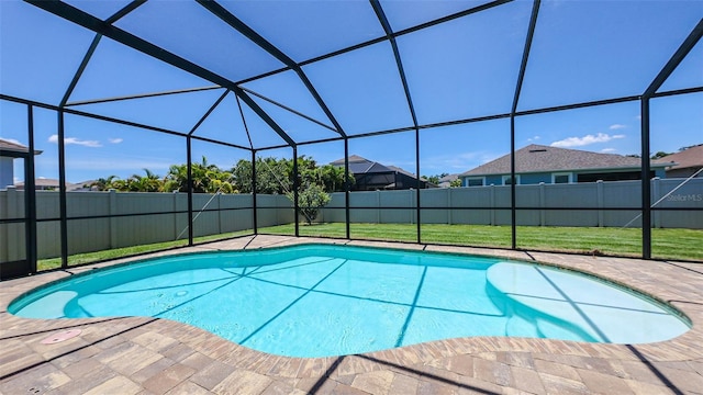 11223 Spring Gate Trl, Bradenton, FL 34211 - view of swimming pool featuring a lanai and a patio
