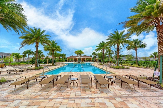 11223 Spring Gate Trl, Bradenton, FL 34211 - community pool with a patio