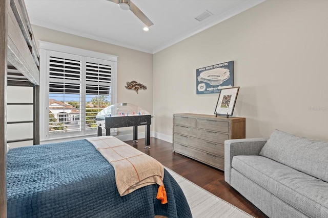 676 Regatta Way, Bradenton, FL 34208 - bedroom with wood finished floors, crown molding, ceiling fan, and recessed lighting