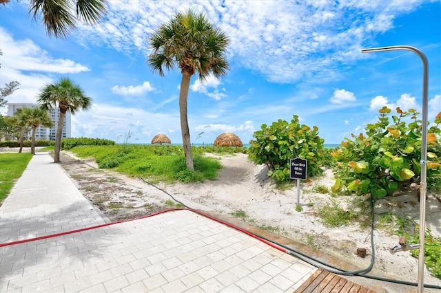 2425 Gulf Of Mexico Dr Unit 10F, Longboat Key, FL 34228 - view of patio
