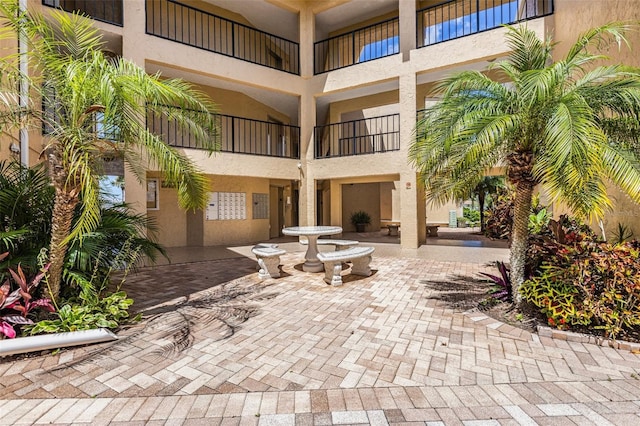 618 Bird Bay Dr S Unit 113, Venice, FL 34285 - view of building exterior