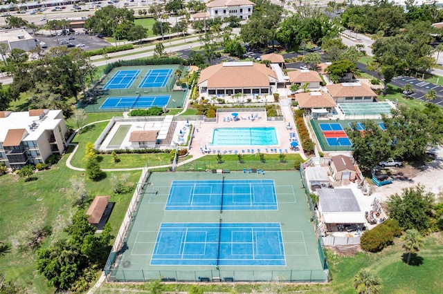 618 Bird Bay Dr S Unit 113, Venice, FL 34285 - aerial view of a pool area