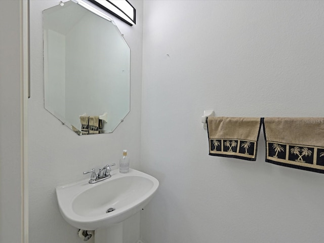 5184 51st Ln W, Bradenton, FL 34210 - bathroom with a sink