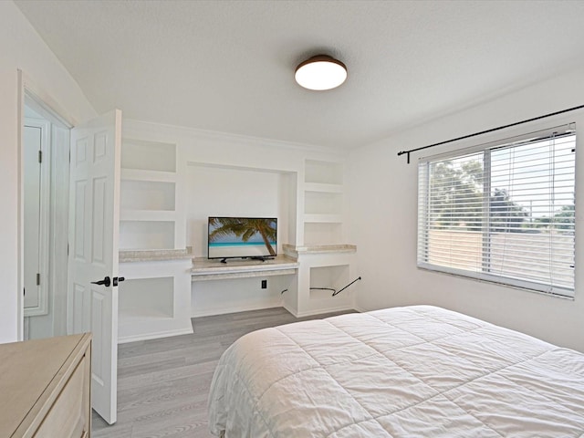 5184 51st Ln W, Bradenton, FL 34210 - bedroom featuring wood finished floors