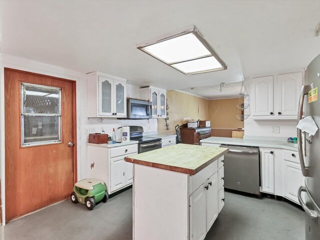 2818 Olympic St, Sarasota, FL 34231 - photo 19