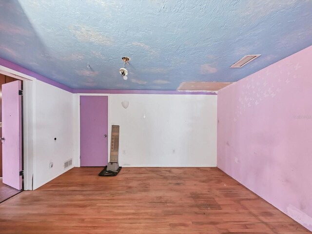 2818 Olympic St, Sarasota, FL 34231 - photo 35
