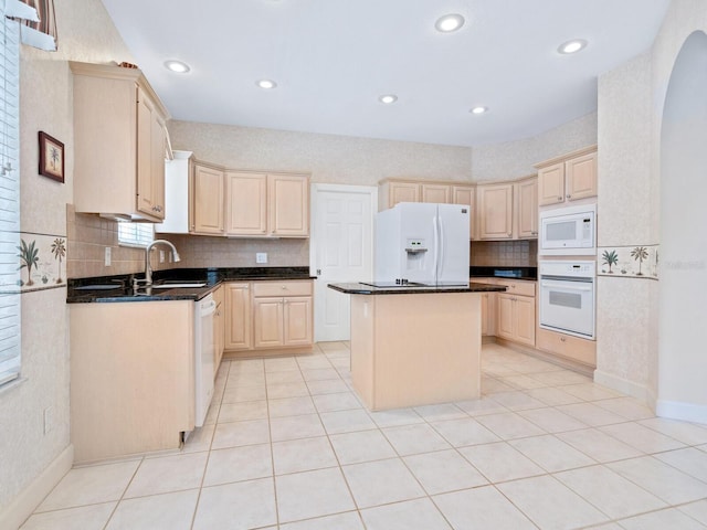 3954 Hamilton Club Cir Unit 14, Sarasota, FL 34242 - photo 16