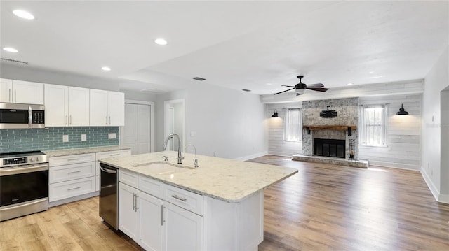 891 Faulkwood Ct, Sarasota, FL 34232 - photo 13