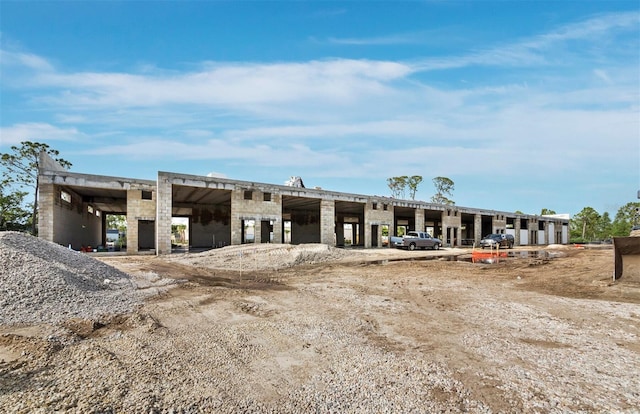 829 57th St E, Bradenton, FL 34208 - view of front facade