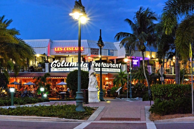 1 Benjamin Franklin Dr Unit 93, Sarasota, FL 34236 - view of building exterior