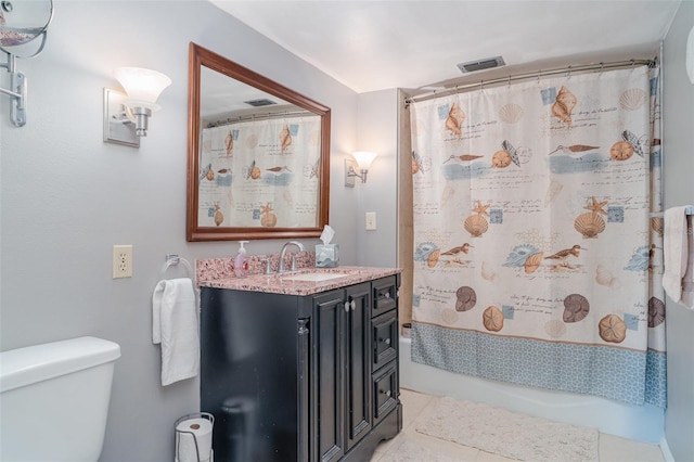 5400 34th St W Unit 5G, Bradenton, FL 34210 - bathroom with vanity and shower / tub combo with curtain