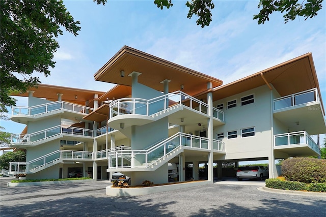 225 Sands Point Rd Unit 6201, Longboat Key, FL 34228 - photo 2