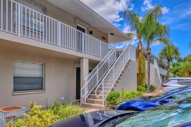 924 La Costa Cir Unit 4, Sarasota, FL 34237 - photo 2
