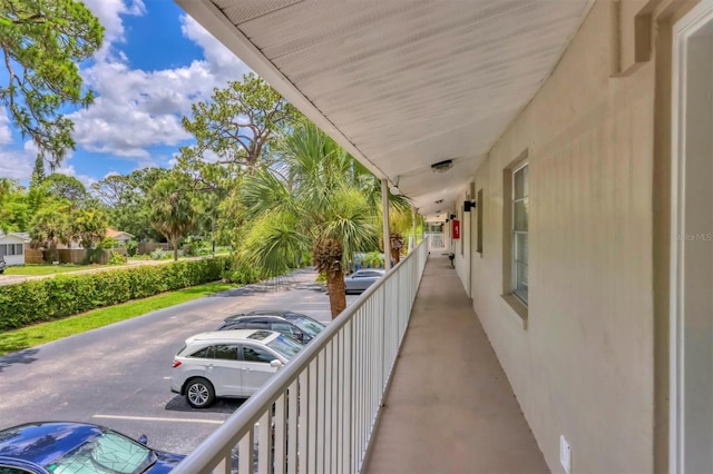 924 La Costa Cir Unit 4, Sarasota, FL 34237 - photo 3
