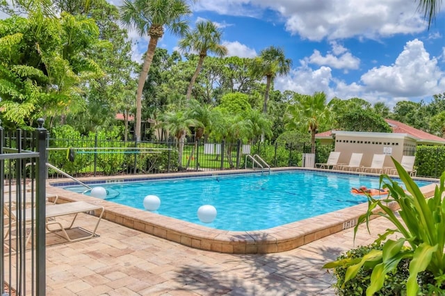924 La Costa Cir Unit 4, Sarasota, FL 34237 - photo 40