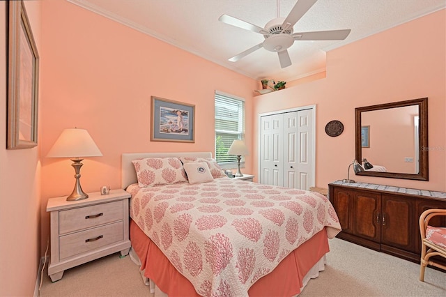 10571 Old Grove Cir, Bradenton, FL 34212 - bedroom featuring light carpet, a closet, crown molding, and a ceiling fan