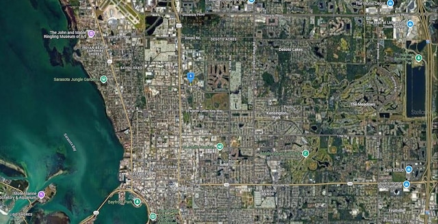 1999 Carmichael Ave, Sarasota, FL 34234