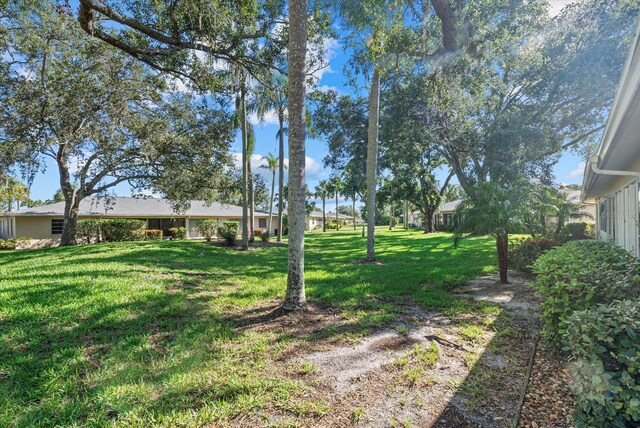 6916 W Country Club Dr N Unit 9B, Sarasota, FL 34243 - photo 19