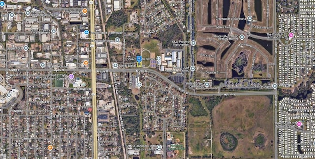 1701 Carmichael Ave, Sarasota, FL 34234