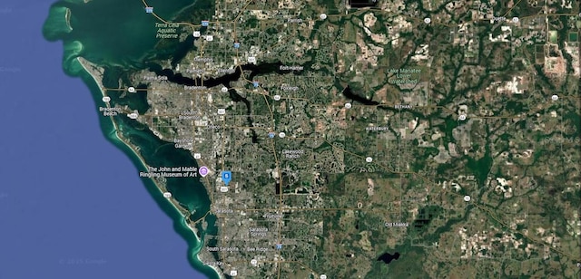 1701 Carmichael Ave, Sarasota, FL 34234