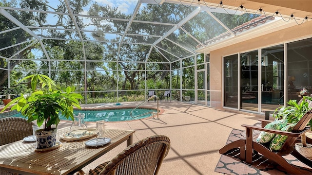 6206 Stillwater Ct, University Park, FL 34201 - swimming pool with a patio area and a lanai