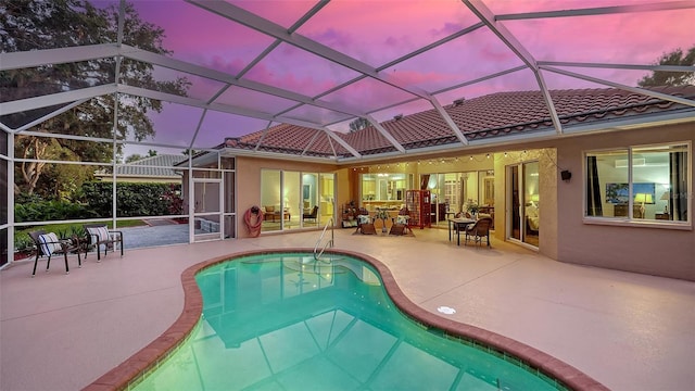 6206 Stillwater Ct, University Park, FL 34201 - swimming pool with a patio area and glass enclosure