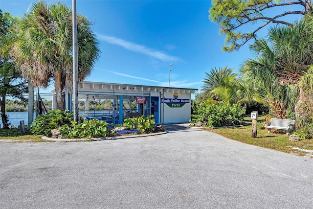 237 Saxon Cir, Venice, FL 34293 - view of asphalt road featuring street lighting