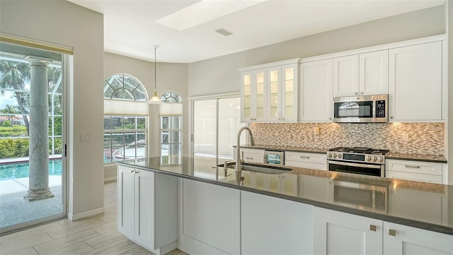 8239 Cypress Hollow Dr, Sarasota, FL 34238 - photo 11