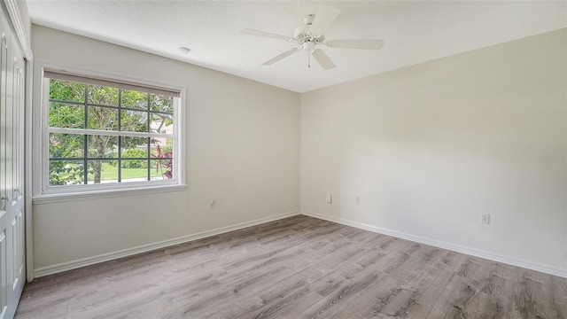 8239 Cypress Hollow Dr, Sarasota, FL 34238 - photo 30