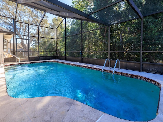 8260 Berkeley Manor Blvd, Spring Hill, FL 34606 - swimming pool featuring a patio and a lanai