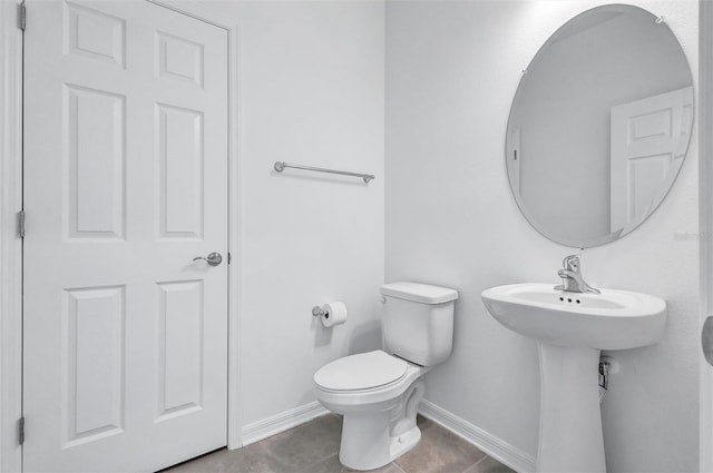 7352 Cabin Ln, Sarasota, FL 34240 - bathroom with baseboards and tile patterned floors