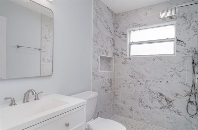 3805 Sandpointe Dr, Bradenton, FL 34205 - bathroom featuring vanity and a tile shower