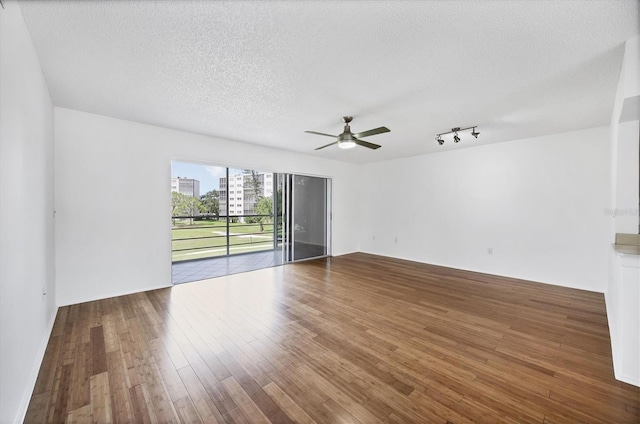 3640 Ironwood Cir Unit 302N, Bradenton, FL 34209 - photo 7