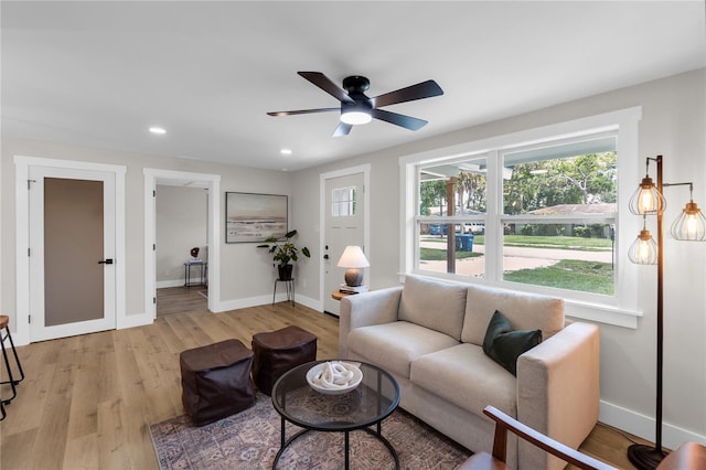 4041 Linwood St, Sarasota, FL 34232 - living area featuring light wood-style flooring, a ceiling fan, and recessed lighting