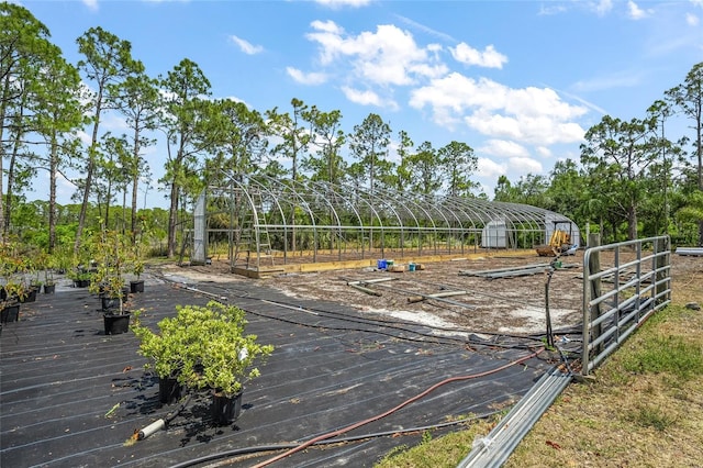 8146 Tropicaire Blvd, North Port, FL 34291 - surrounding community with uncovered parking