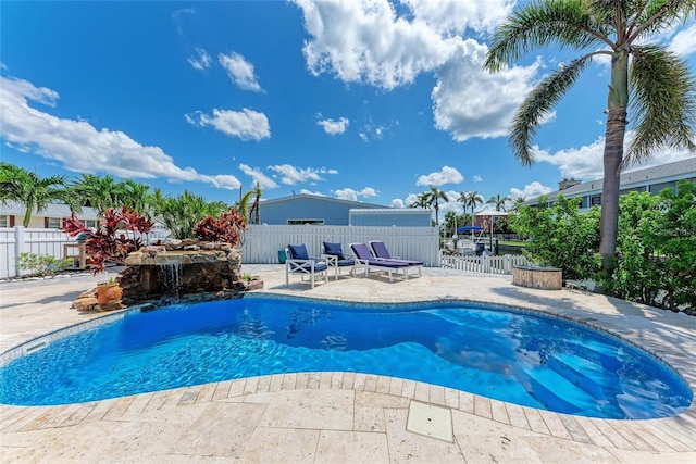 726 Jungle Queen Way, Longboat Key, FL 34228 - view of swimming pool with a patio area and a fenced backyard