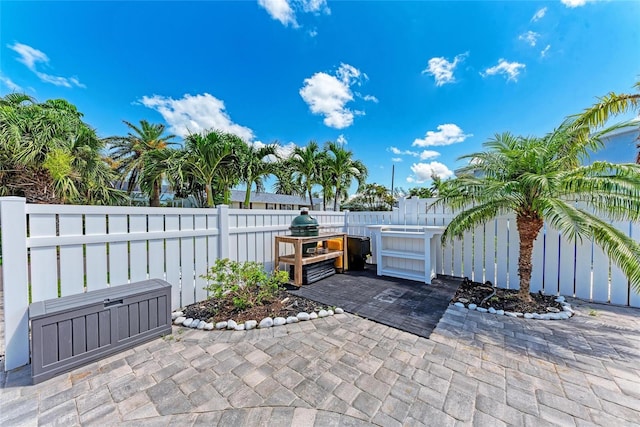 726 Jungle Queen Way, Longboat Key, FL 34228 - view of patio / terrace