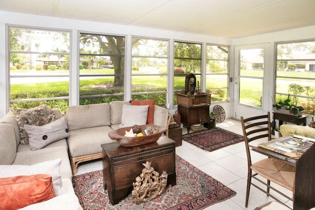 6504 Heritage Ln Unit 99, Bradenton, FL 34209 - sunroom / solarium featuring an outdoor living space