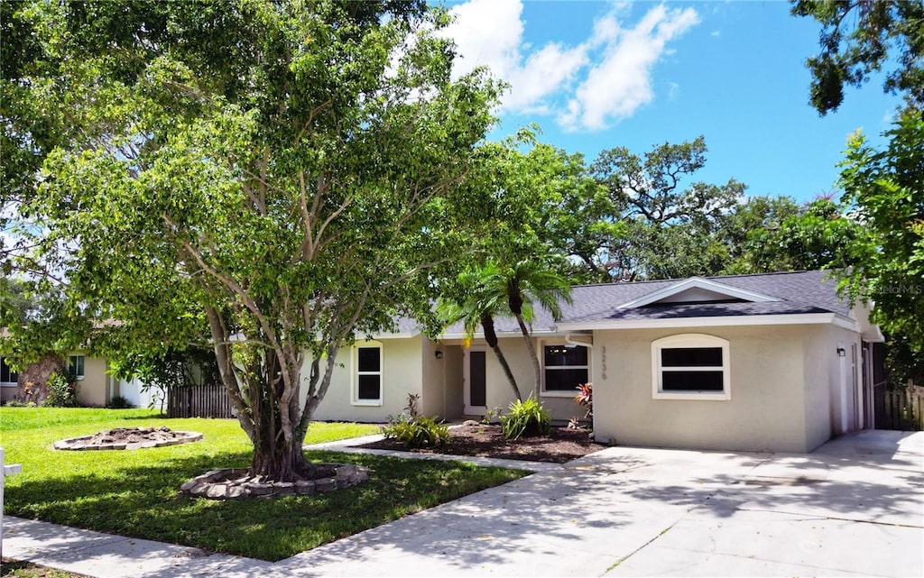 3236 Kingswood Dr, Sarasota, FL 34232 - photo 1