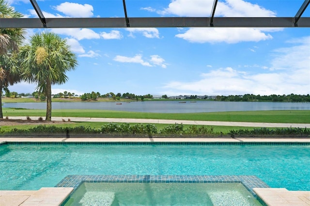 3968 Santa Caterina Blvd, Bradenton, FL 34211 - view of swimming pool featuring a water view and a pool with connected hot tub