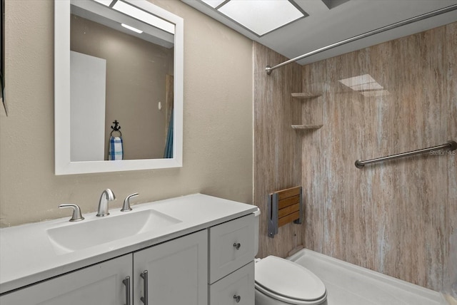 4309 Chinaberry Cir, Bradenton, FL 34208 - full bath featuring vanity and a shower