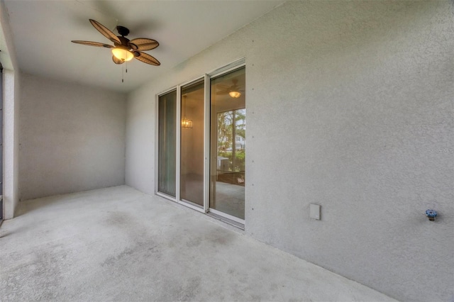6454 Baytown Dr, Sarasota, FL 34240 - view of patio with a ceiling fan